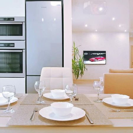 Apartment Happiness Lviv Extérieur photo