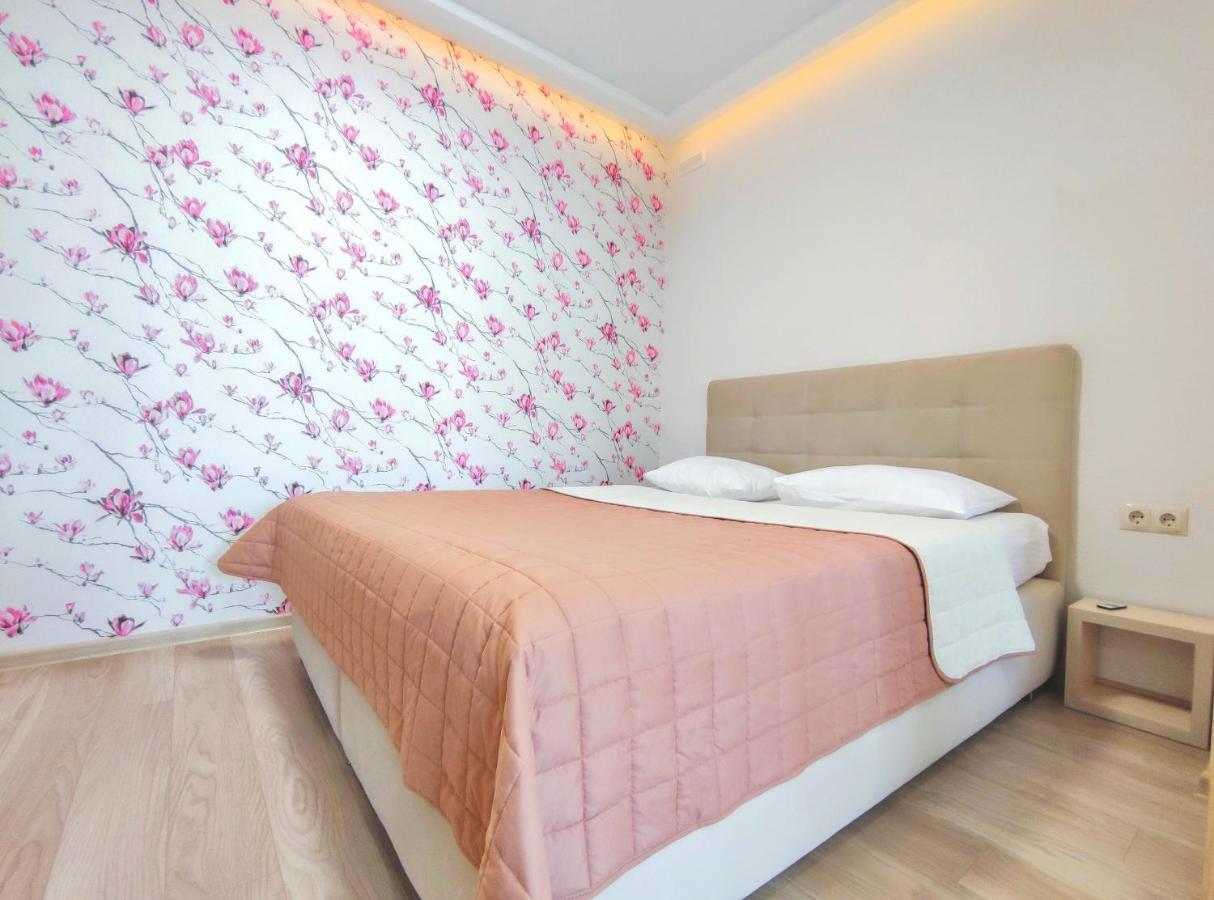 Apartment Happiness Lviv Extérieur photo