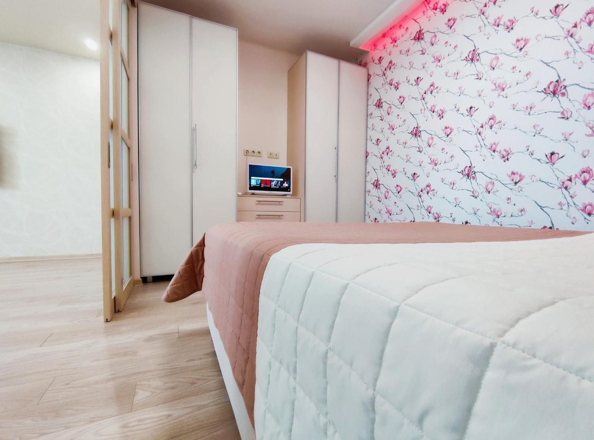Apartment Happiness Lviv Extérieur photo
